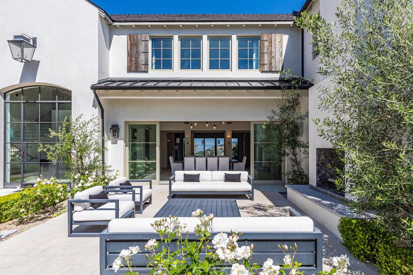 11951 Pinnacle Pl, Beverly Hills