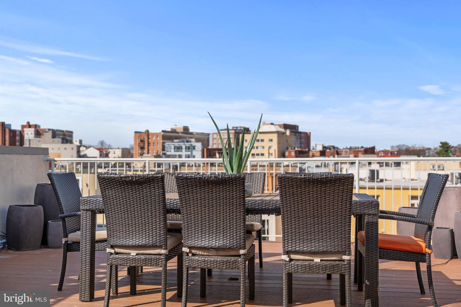 2448 Ontario Rd NW, Unit 4