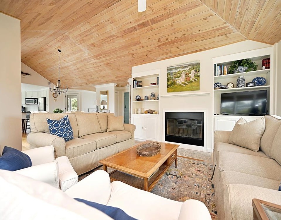 43 Slough Cove Rd