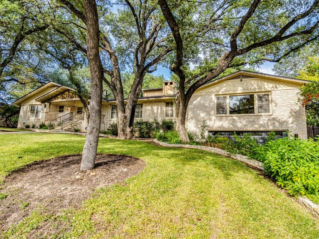 404 Almarion DR