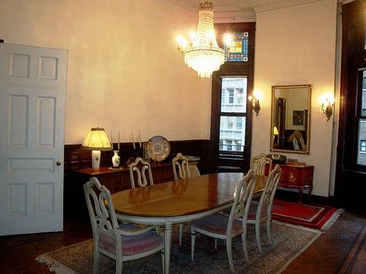 205 W 57th St