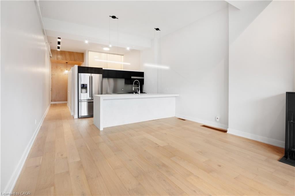 105-676 Richmond Street W, Toronto