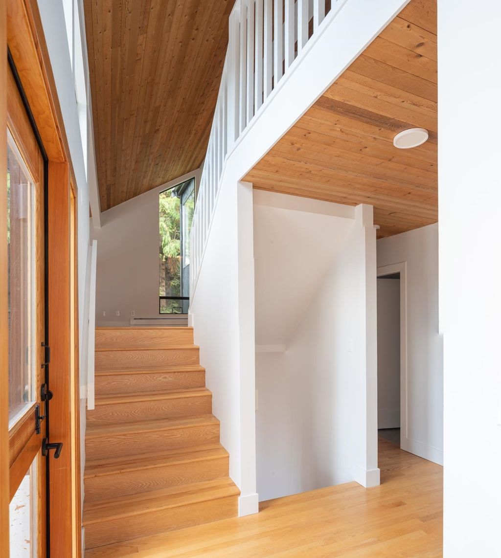 260 Stewart Rd