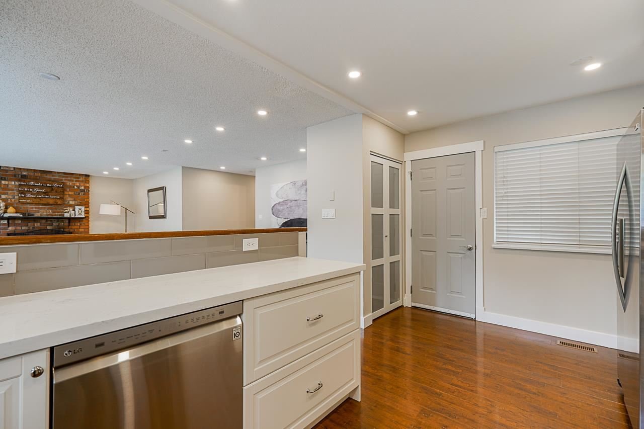 1288 Victoria Dr