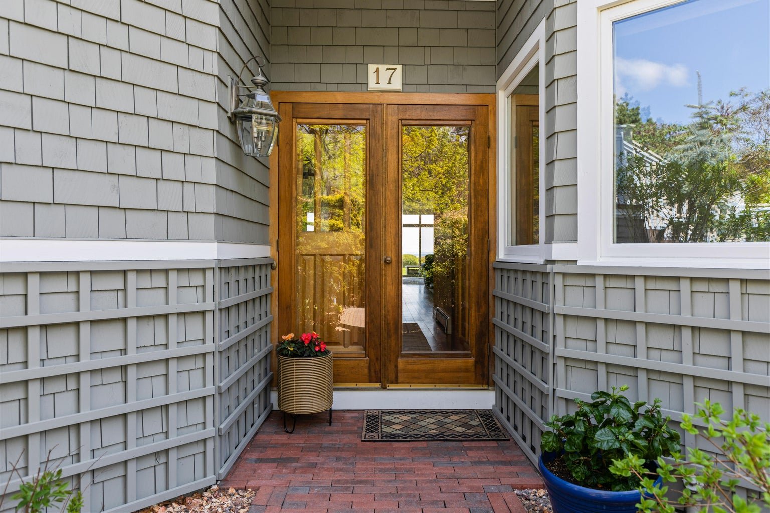 17 Atlantic Drive, Unit #: 17B