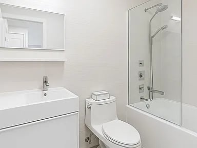 26 Meadowgrass Ln