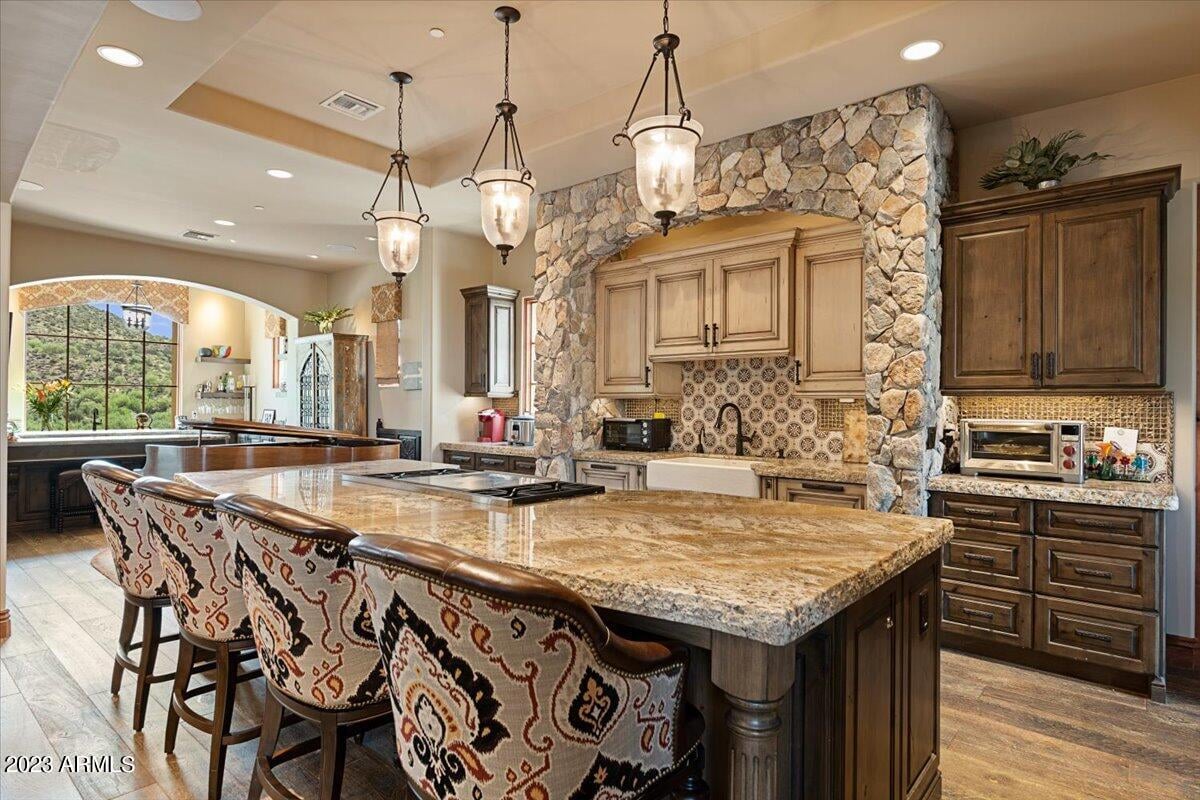9514 E Madera Dr