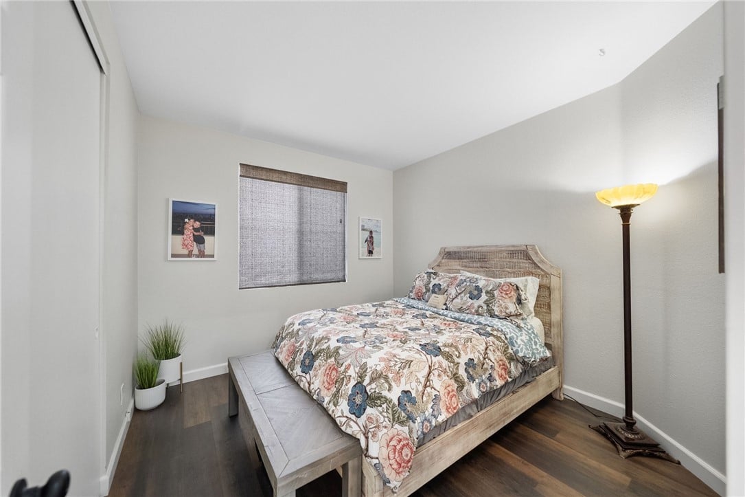 24084 Verdun Ln