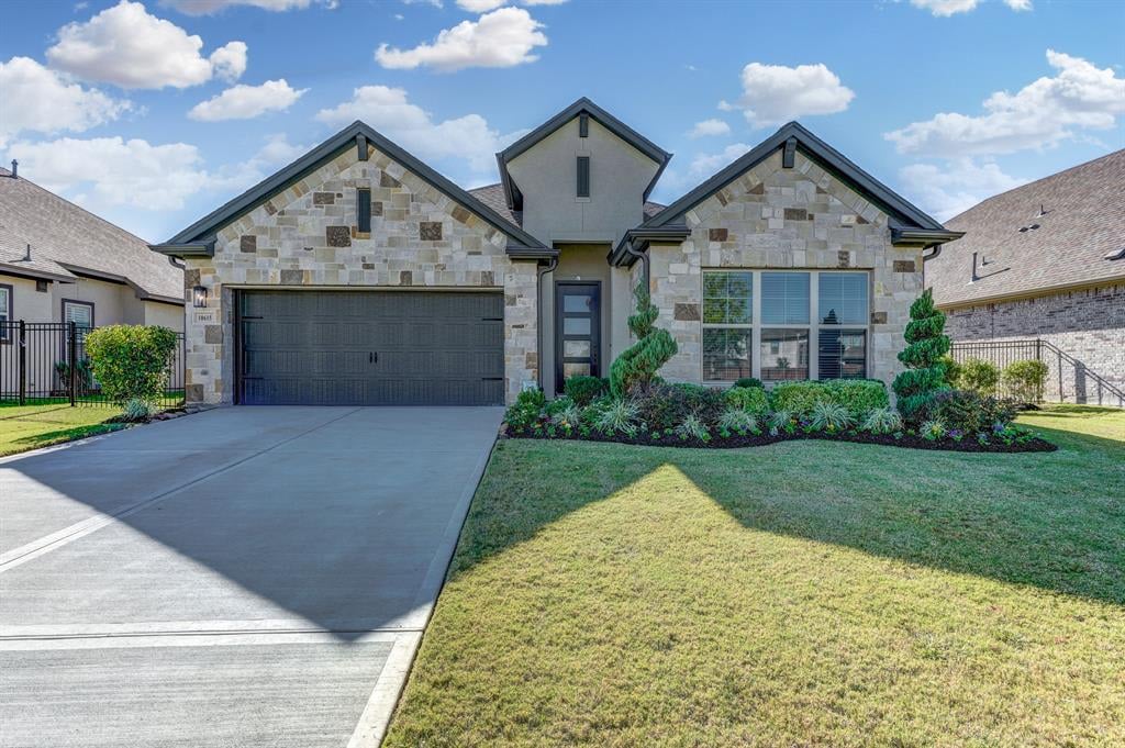 10615 Summer Glade Ln