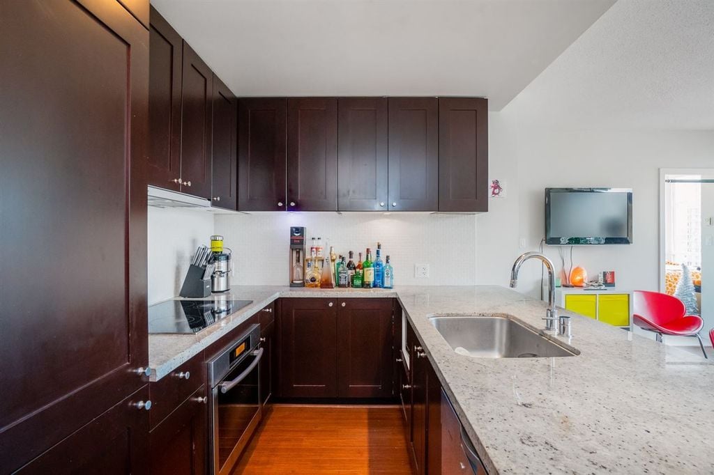 821 Cambie St, #1806