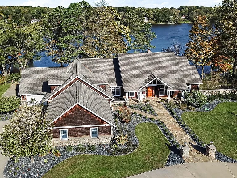 4677 Lake Pines Ln