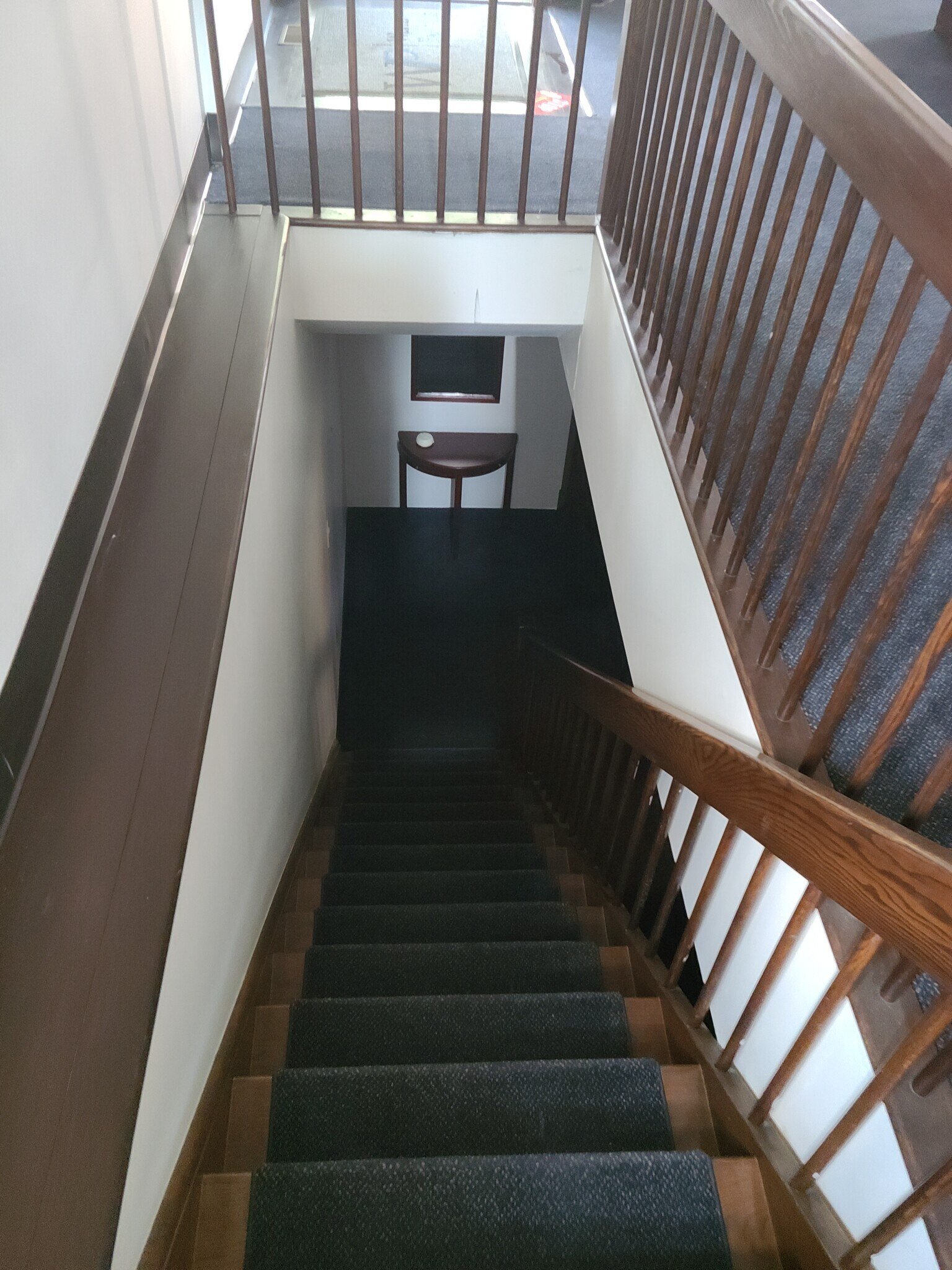 221 Mineola Blvd