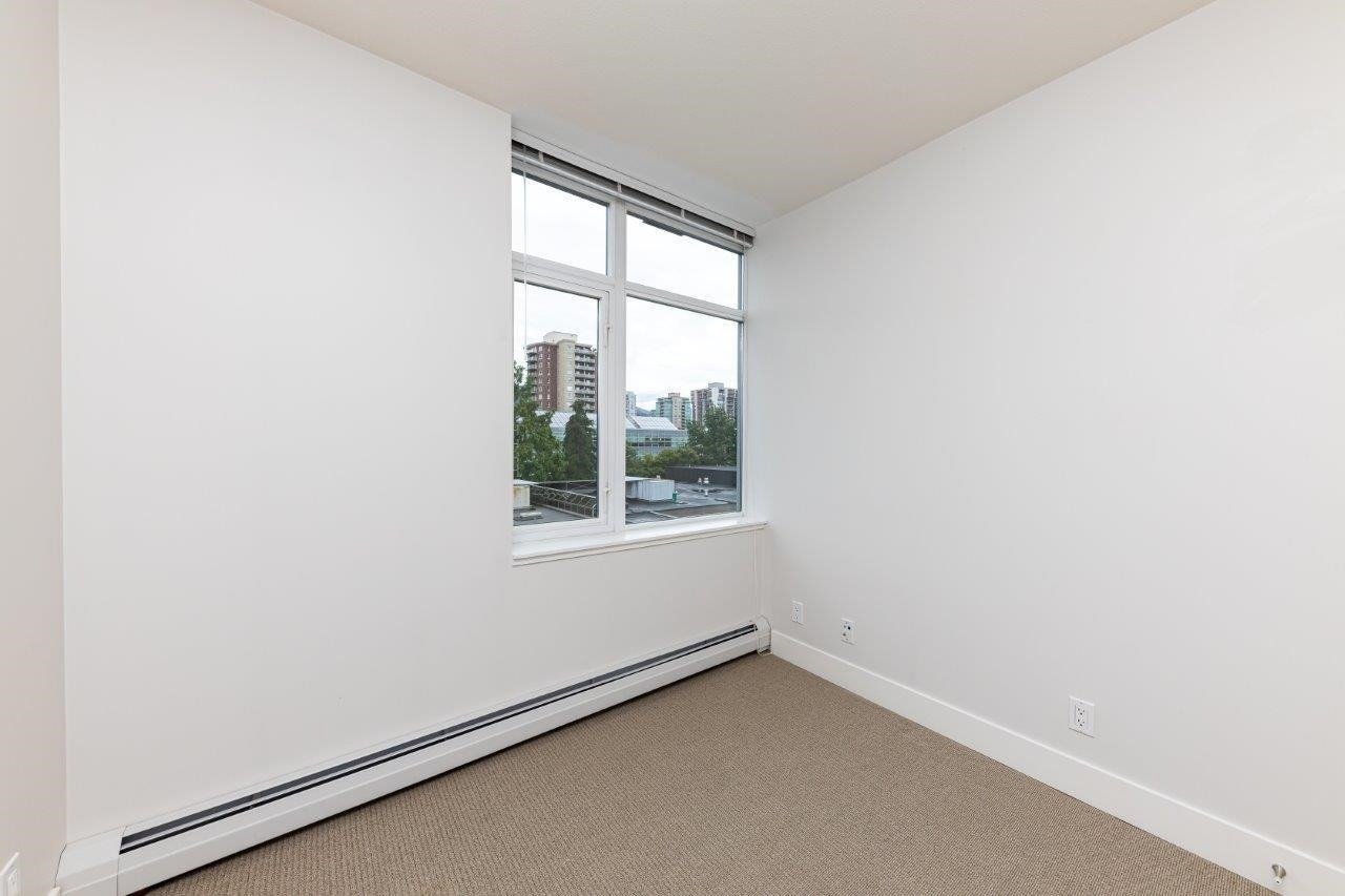 158 W 13th St, #602