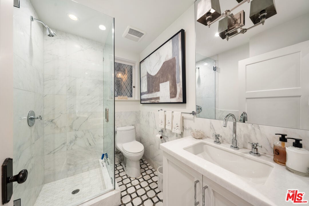 Miller, Los Angeles, 90069