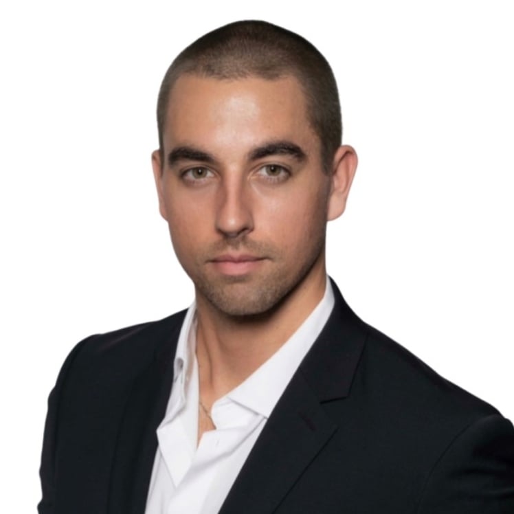 Garrett Gahn Costa Mesa, CA Real Estate Agent Headshot