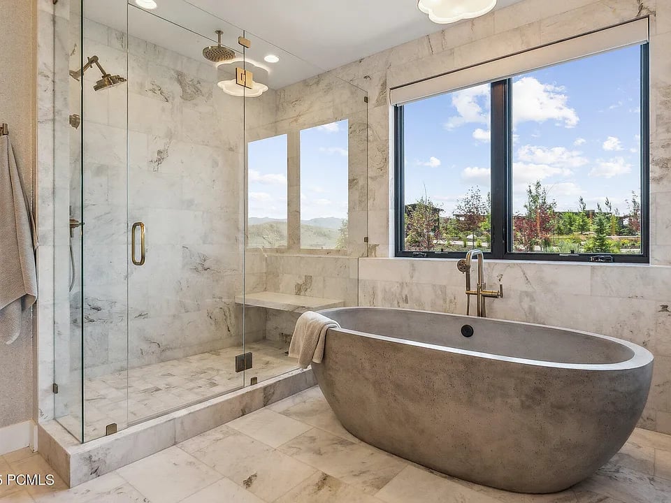 6731 Golden Bear Loop W