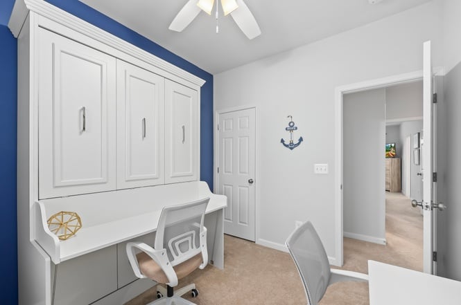 492 Parkland Dr