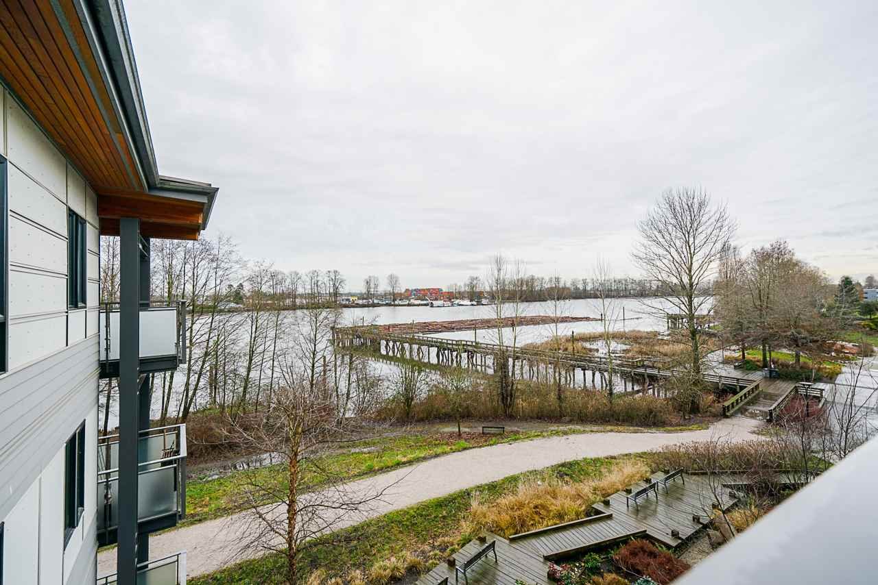 320-3138 Riverwalk Ave