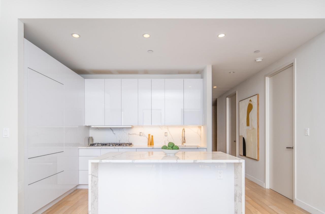 75 Wall Street, Apt 37-C