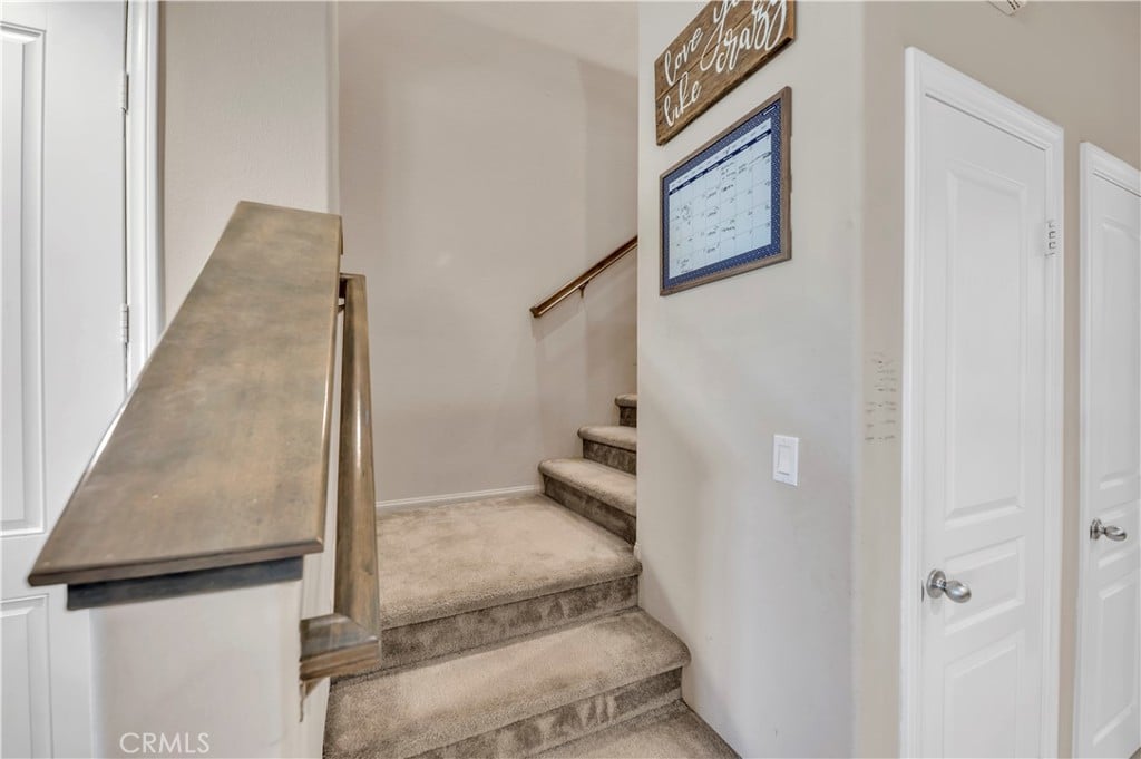 40042 Calle Real