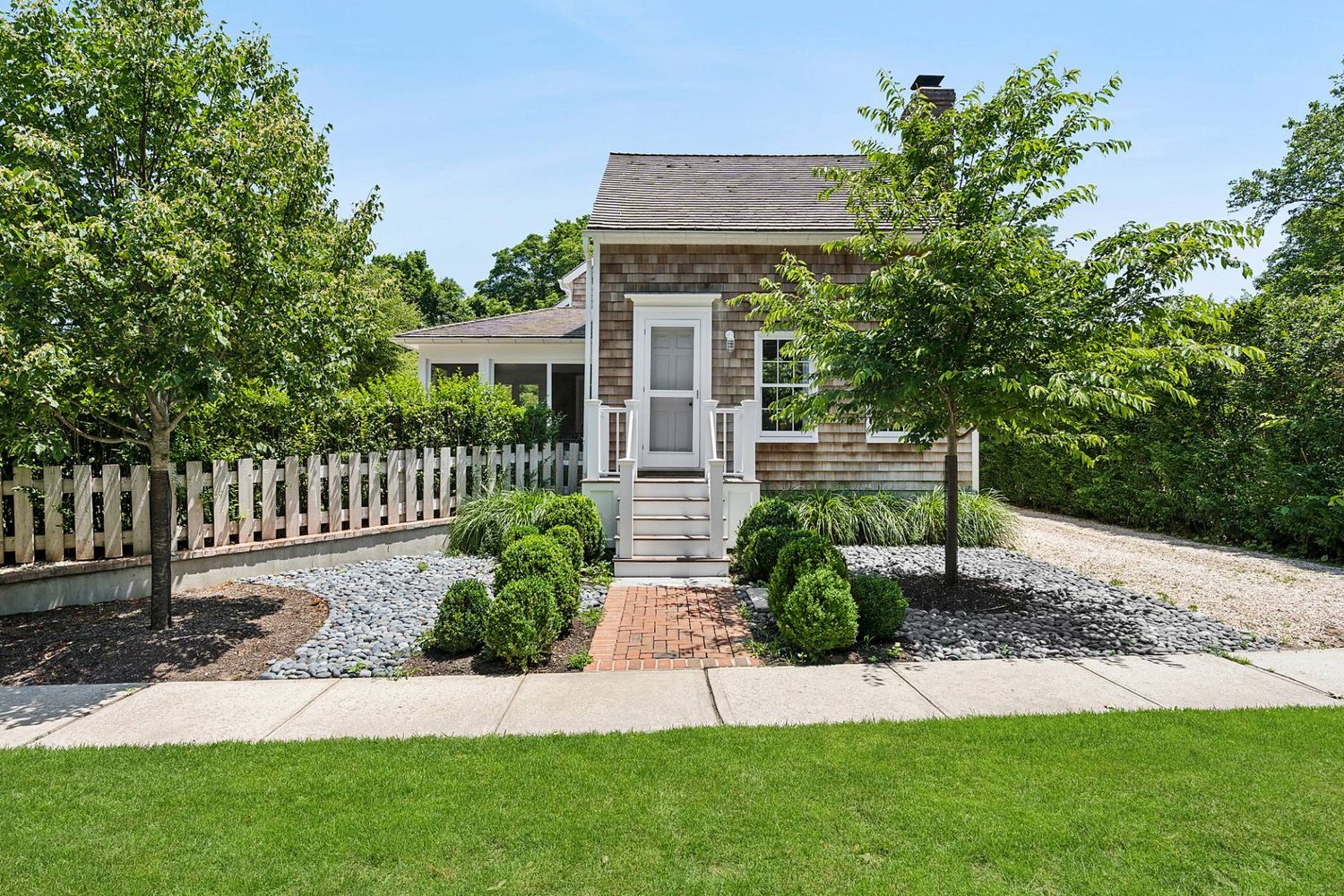 Modernized Vintage Cottage with Knockout Backyard, Moments to Village Main
