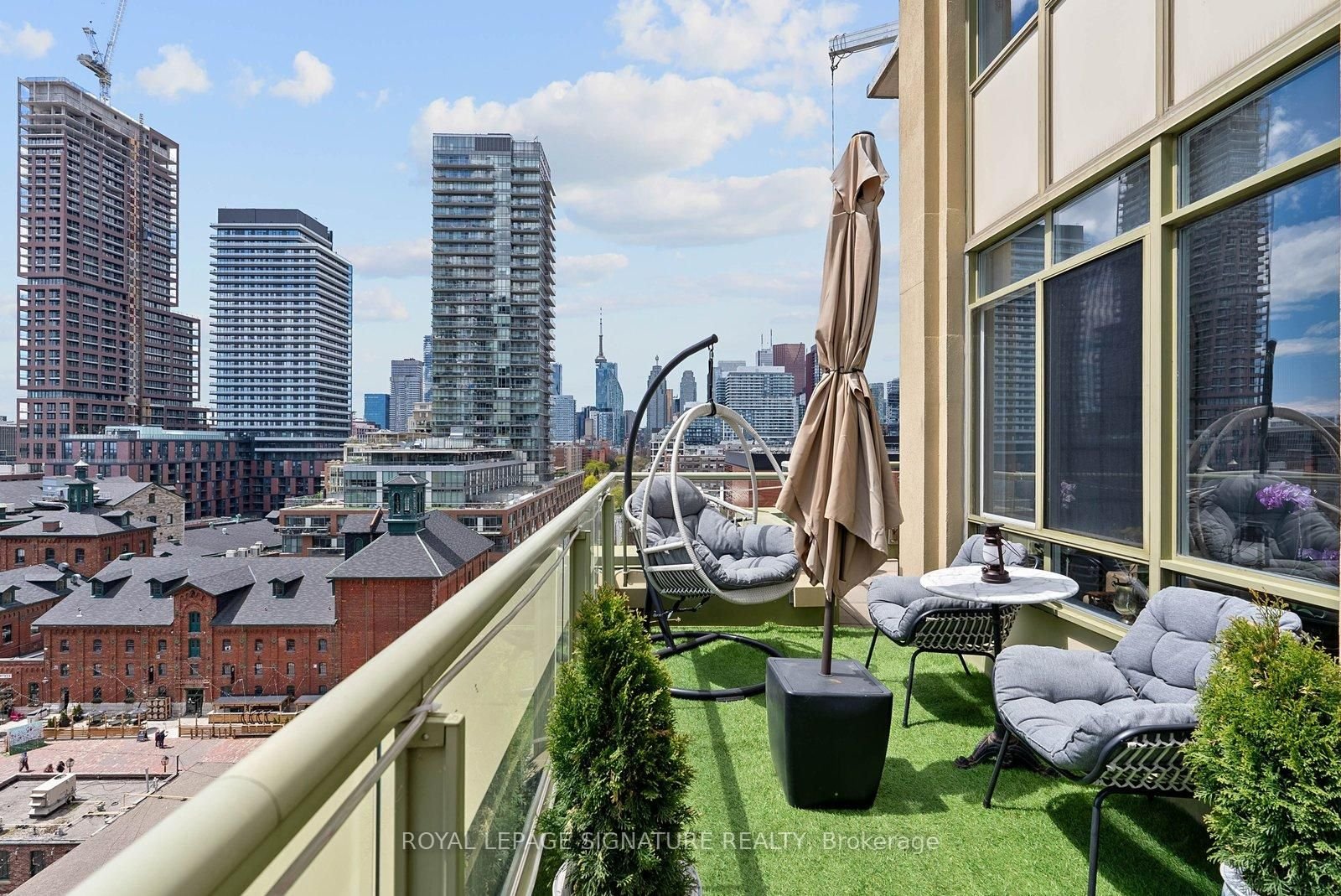 PENTHOUSE ON THE MILL