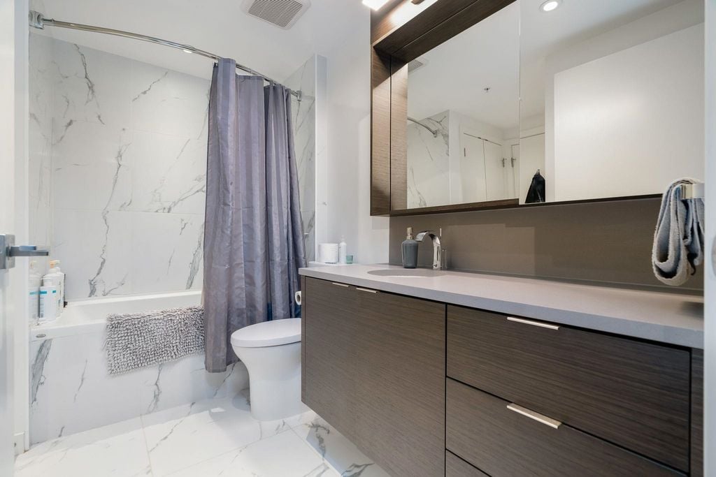 1678 Pullman Porter St, #301