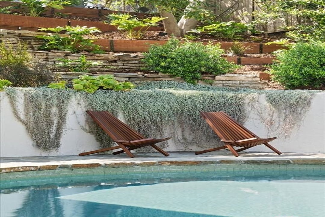 Sunset Crest Dr, 90046