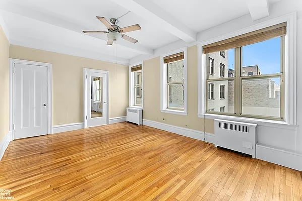 170 West 74th Street Unit: 908