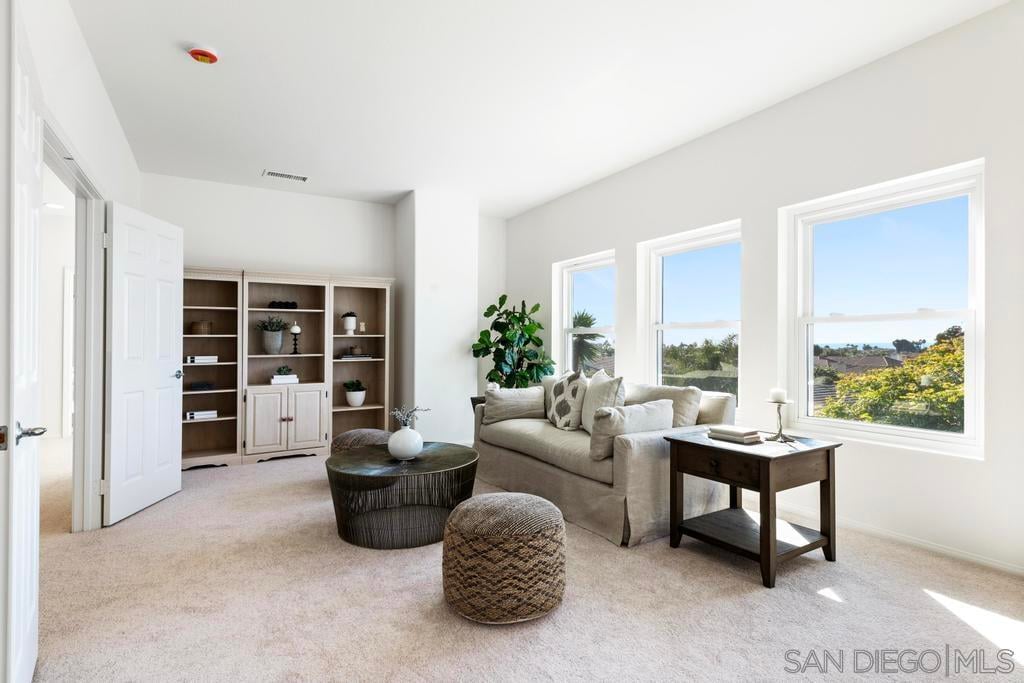 6579 Robinea Dr