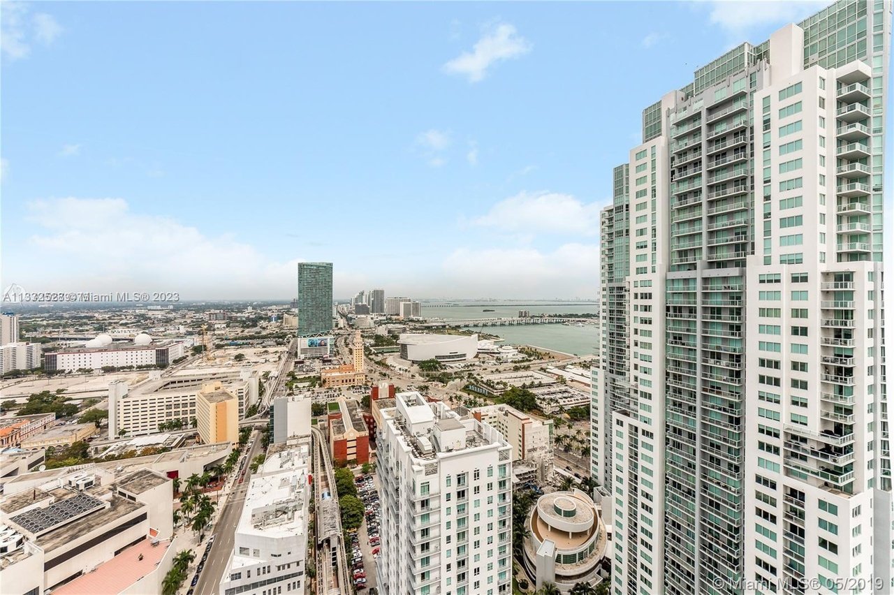 133 NE 2nd Ave #2610
