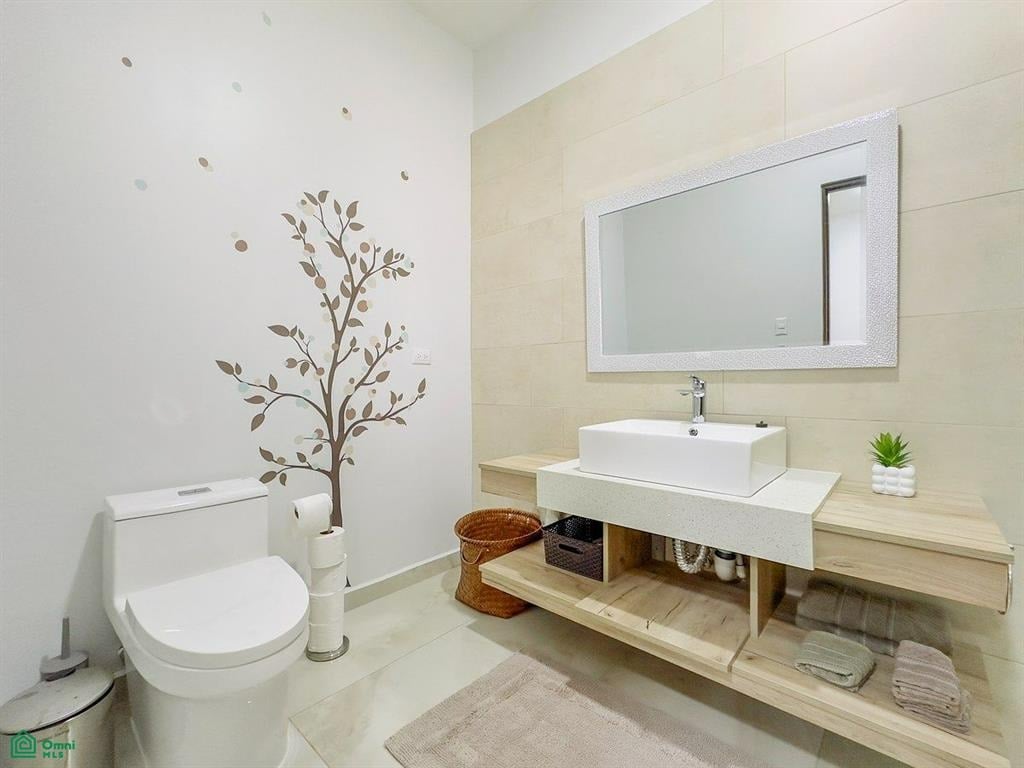 Casa Jeany | Modern Single-Level Home with Pool Near Playa del Coco