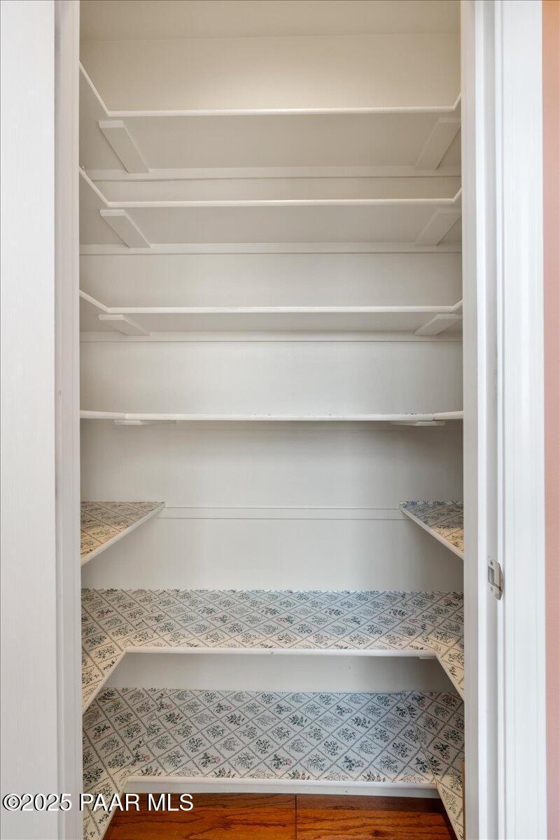 2780 Whispering Way Cir