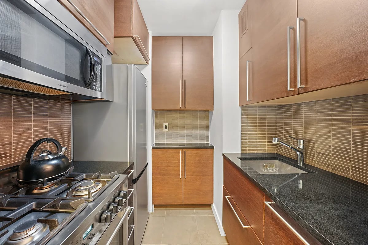 101 West 12th Street #9Z