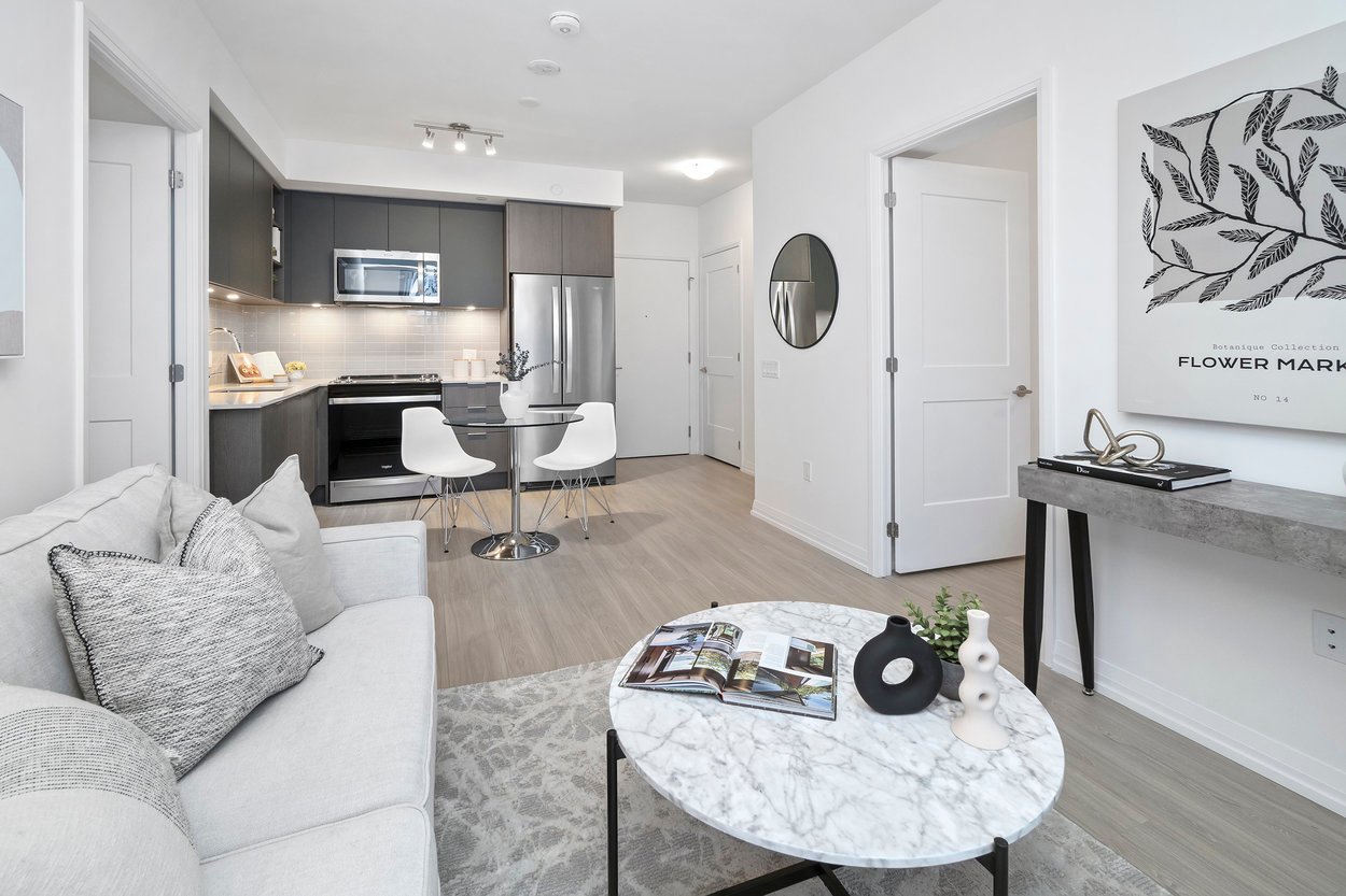 25 Holly St Unit: 708