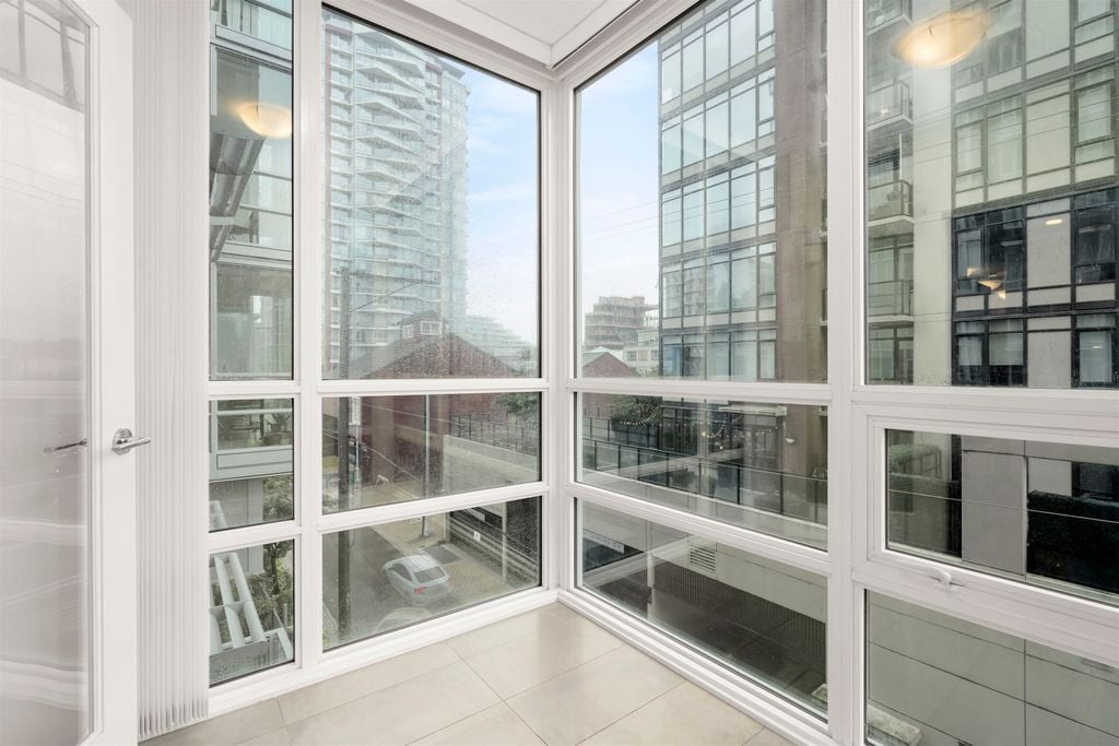 1708 Ontario St, #403