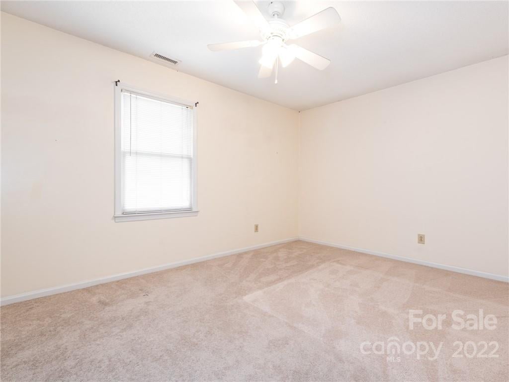 5400 Country Woods Dr