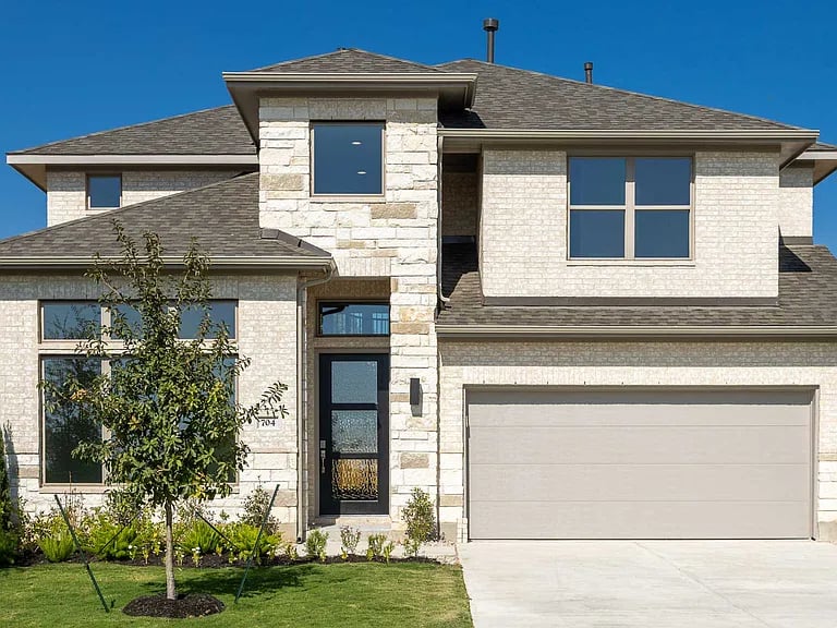 704 Estacado Ln