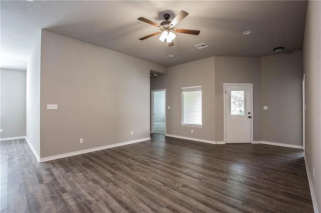6732 Crystal Ct