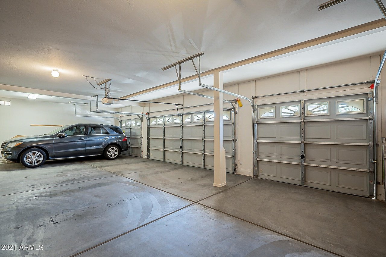 1709 E Kaibab Dr