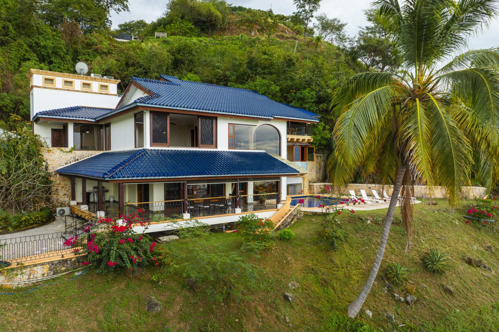 Casa Nikita | 4-Bedroom Ocean View Villa with Pool Near Potrero Beach