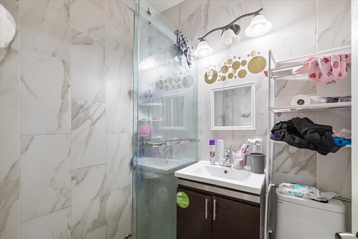 6245 Kennedy Boulevard, North Bergen, NJ
