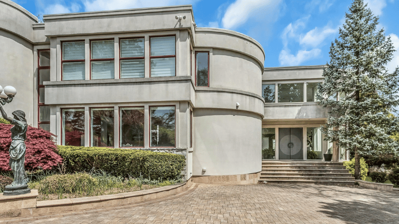 9 Dock Lane, Kings Point, New York 11024