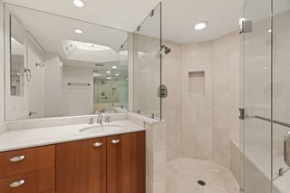 2777 Paradise Rd #1208