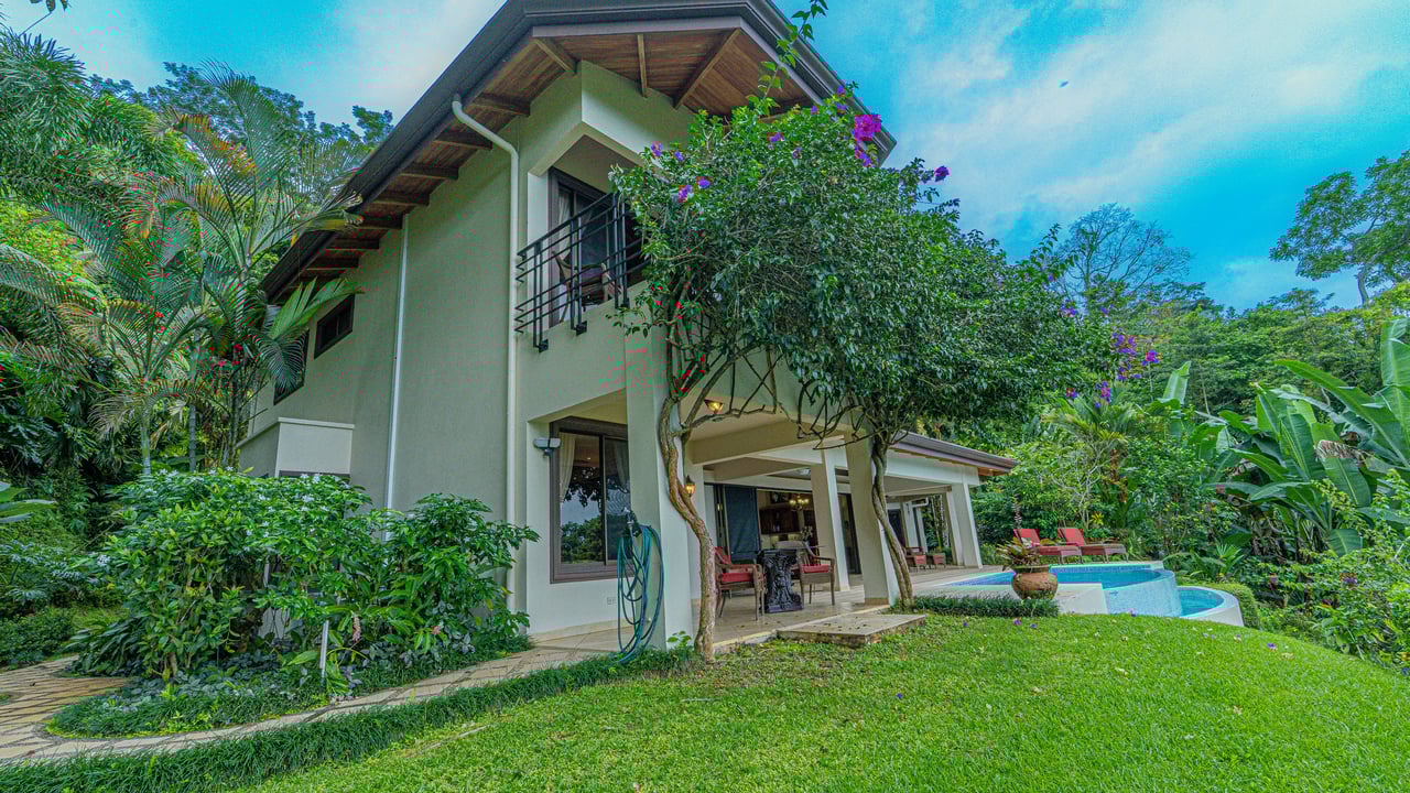 Private Luxury Villa with Whale Tail Ocean View Close to Downtown Uvita