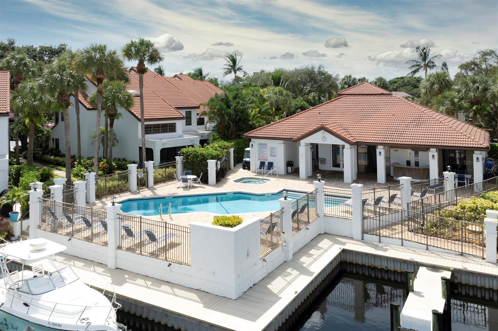 2359 Treasure Isle Drive # 38