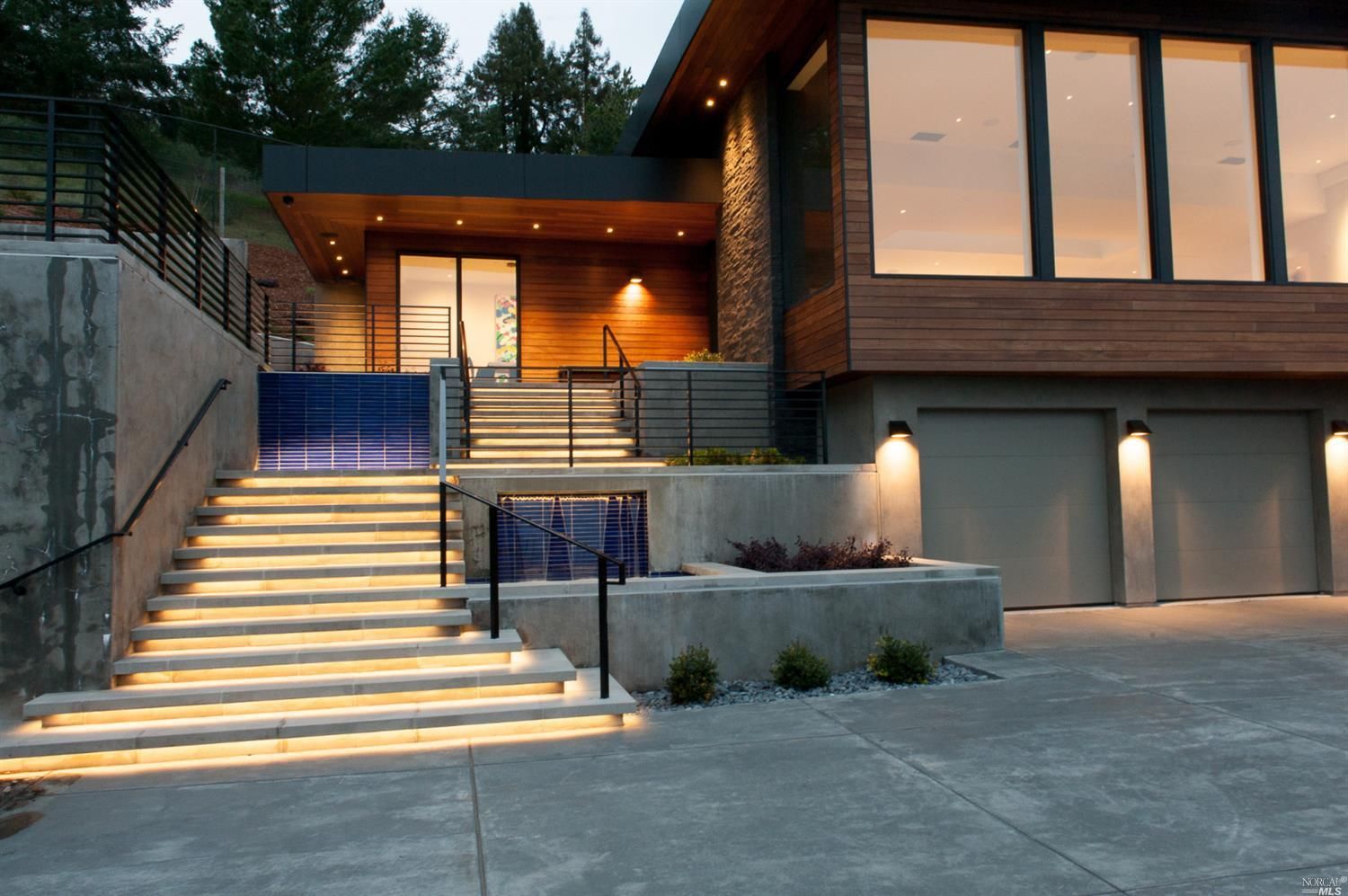 9 Walsh Dr