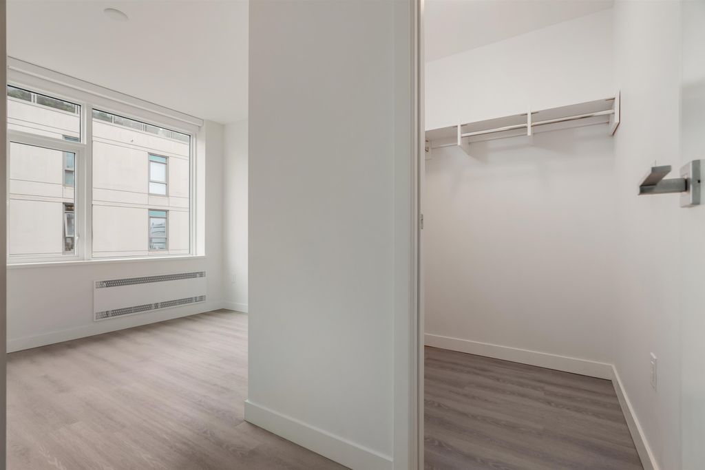 209 E 7th Ave, #607