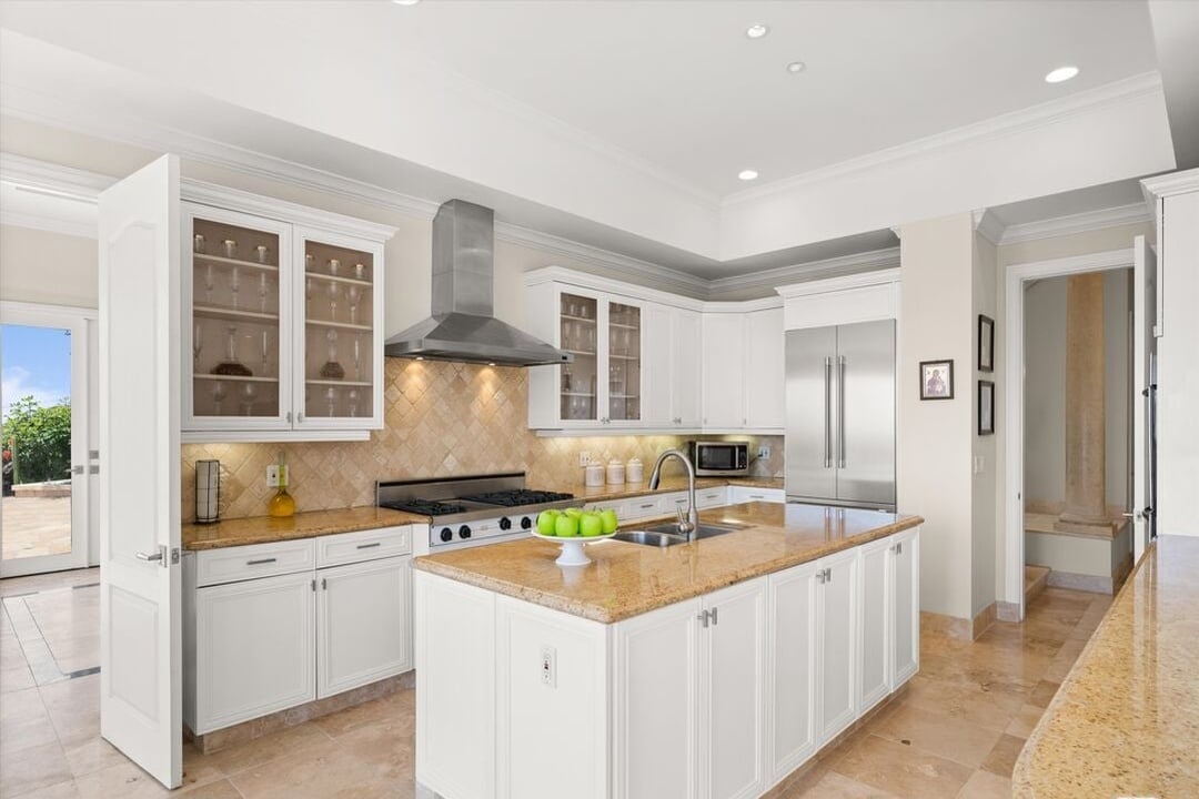 Puesta Del Sol St, 90265