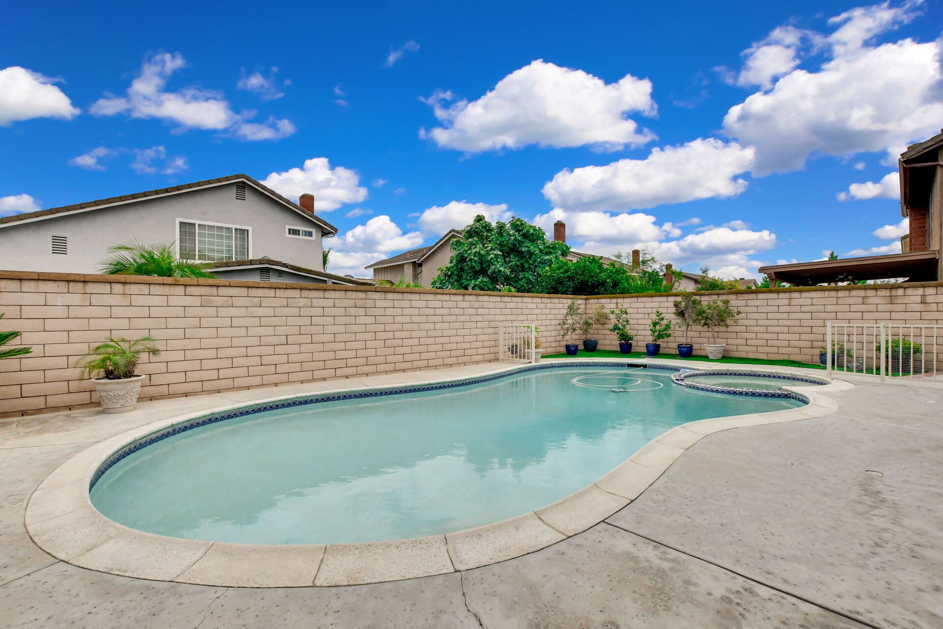 13531 Magnolia Avenue